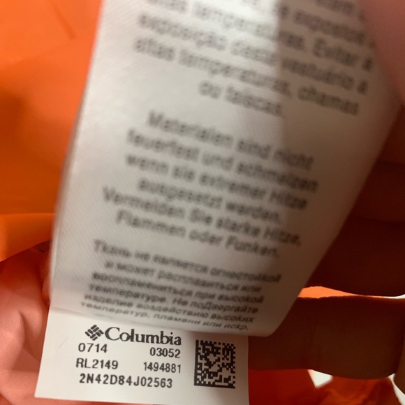 Columbia Windbreaker with hidden hood - Picture 7 of 8